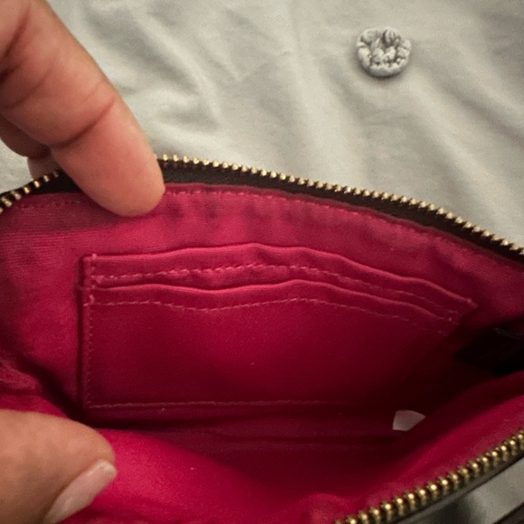 Coach wristlet - Picture 5 of 8